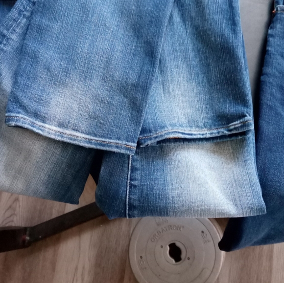 Ladies American Eagle Slim fit jeans - Picture 4 of 7